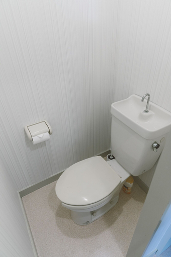 Bathroom 3, Ohma 23u1, Osaka