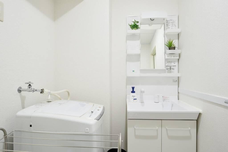 Bathroom, Doutonbori Family Apartment, Osaka