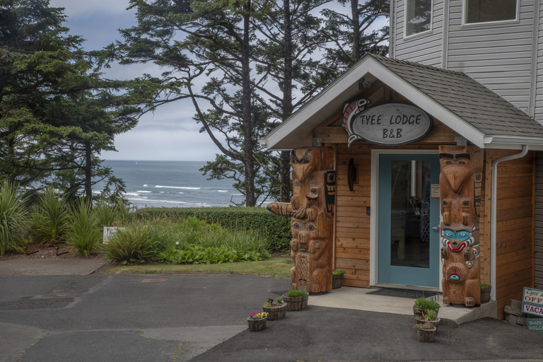 Exterior & Views 2, Tyee Lodge Oceanfront B&B, Lincoln