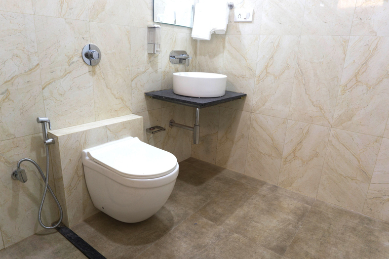 Bathroom 4, Passions de Goa, North Goa