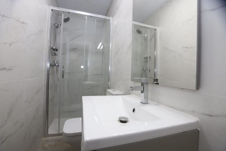 Bathroom 3, Deluxe La Torre, Tarragona