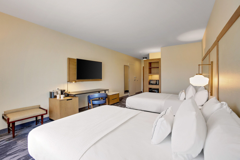 Bedroom 4, Fairfield Inn & Suites by Marriott Bardstown, Nelson