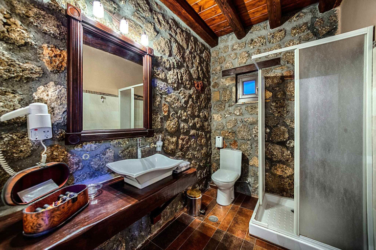 Bathroom 5, Pera Alonia Guest House, Peloponnese