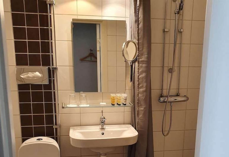 Bathroom, Hotell Pausa, Klippan