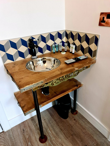 Bathroom 4, Angel Townhouse, London
