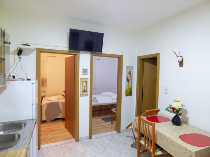Bedroom 2, Apartments Plaza, Jelsa