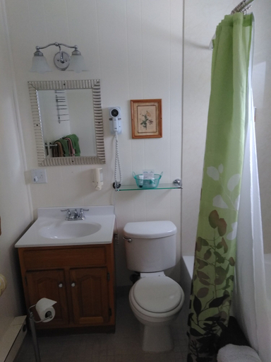 Bathroom 3, Midway Lodging, York