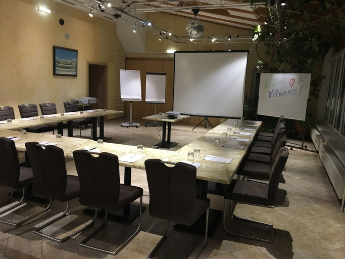Business Facilities 1, Weinhotel Kirchenwirt, Neusiedl am See