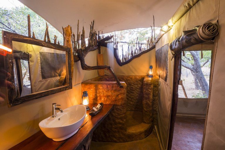 Bathroom, Mukambi Fig Tree Bush Camp – All Inclusive, Mumbwa
