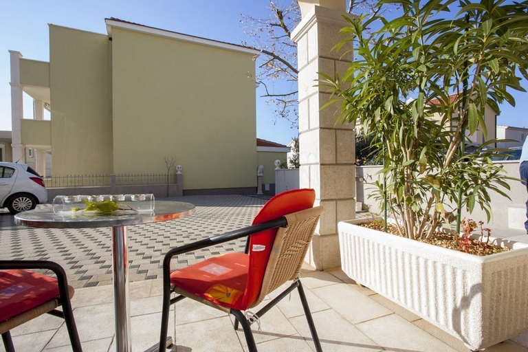Others 3, Apartment Almera N3, Makarska
