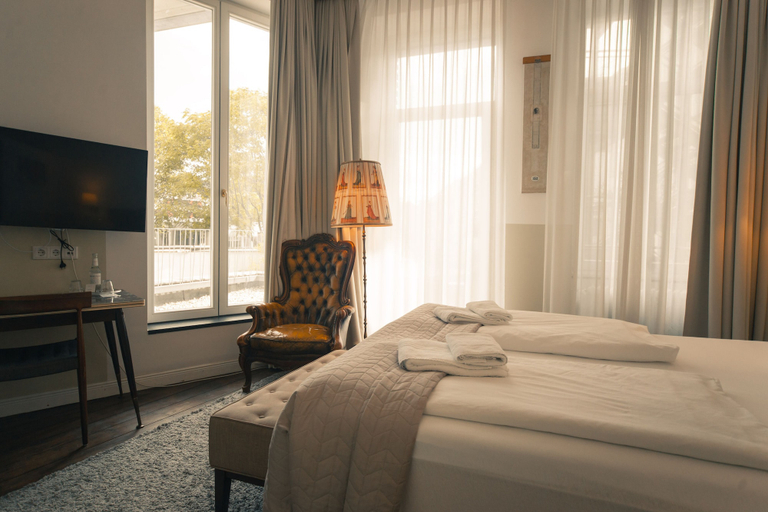 Bedroom 4, MAISON MARSIL Boutique Hotel, Köln