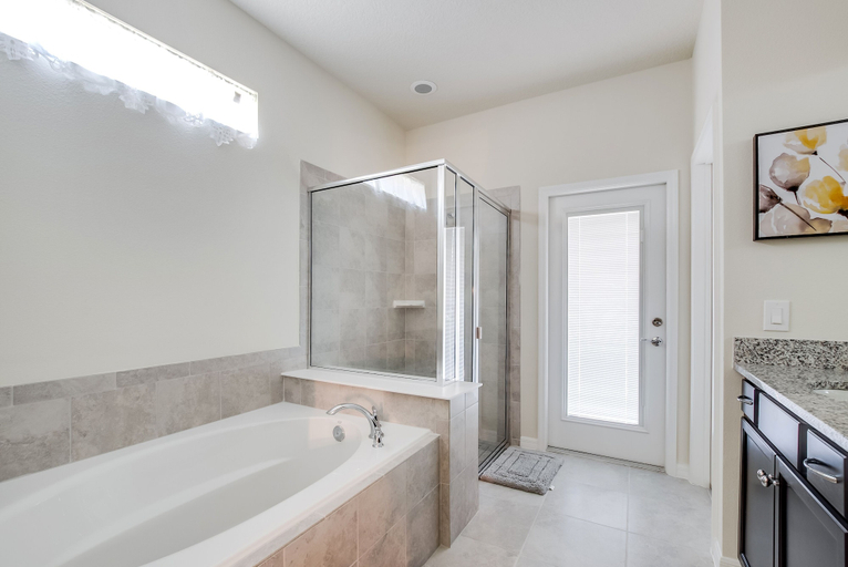Bathroom 3, 1607lima, Osceola