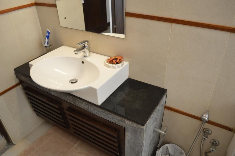 Bathroom 4, Star Class Comfort In Capital City, Kaduwela