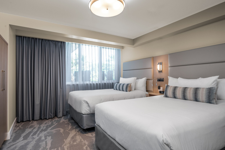 Bedroom 4, Coast Tsawwassen Inn, Greater Vancouver