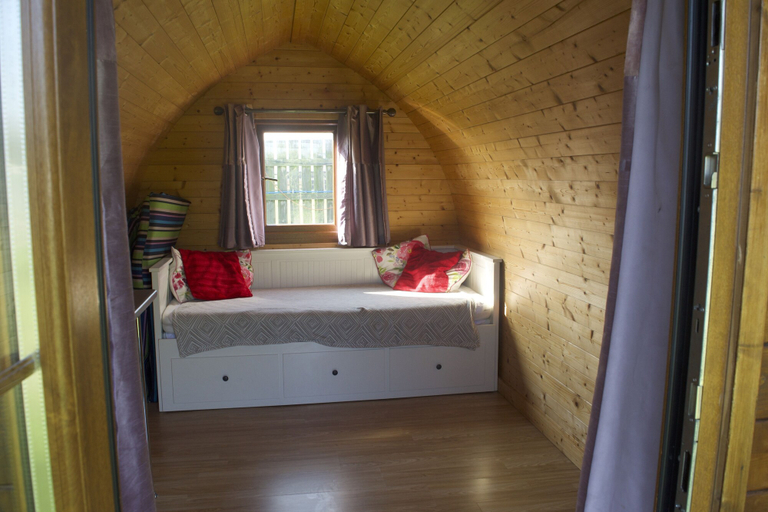 Bedroom 3, Beachcomber Glamping, Kent