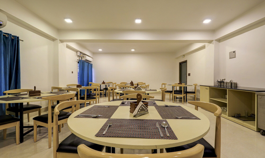 Food & Drinks 4, Treebo Arna Residency, Kamrup Metropolitan