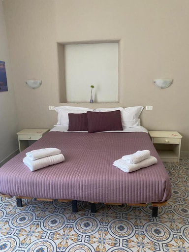 Bedroom 3, Bed & Breakfast Phenicusa, Messina