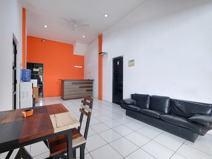 Others 5, Hotel O Camel Residence, Semarang