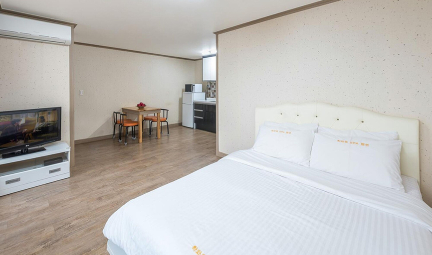 Bedroom 3, How are you Pension A, Geoje