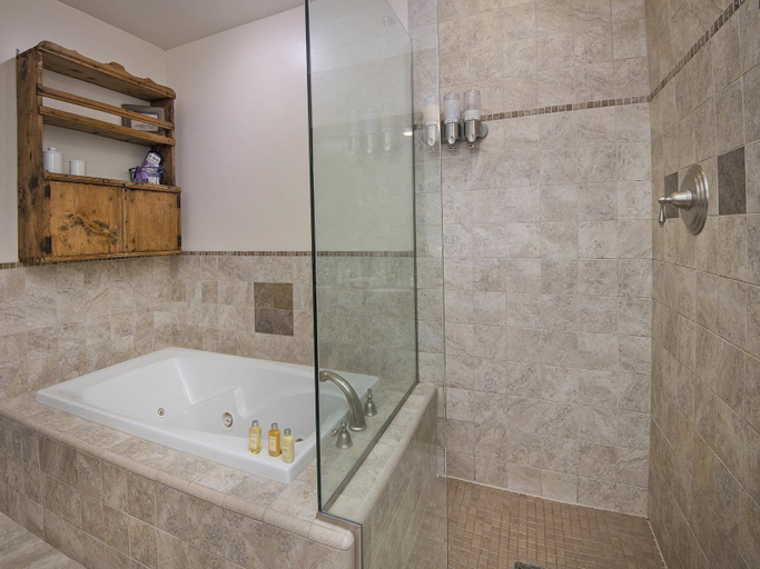 Bathroom 4, Ascent Condo 111, Eagle