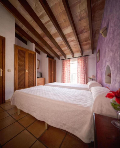 Bedroom 3, Villa Sa Barcella, Baleares