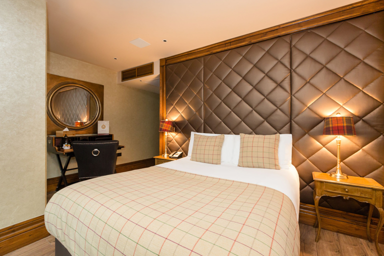 Bedroom 3, The Shankly Hotel, Sefton