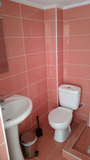Bathroom, Porto Pefkohori, Central Macedonia