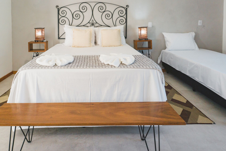 Bedroom 3, Pousada Amanhecer, Palmeiras