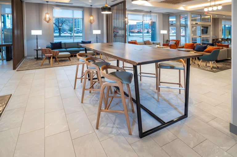 Food & Drinks 5, Towneplace Suites By Marriott Louisville Downtown, Jefferson
