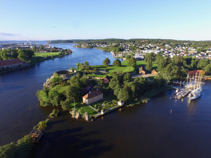 Others 5, Magasinet, Fredrikstad