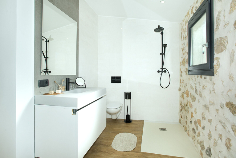 Bathroom 4, Villa Miquel, Baleares