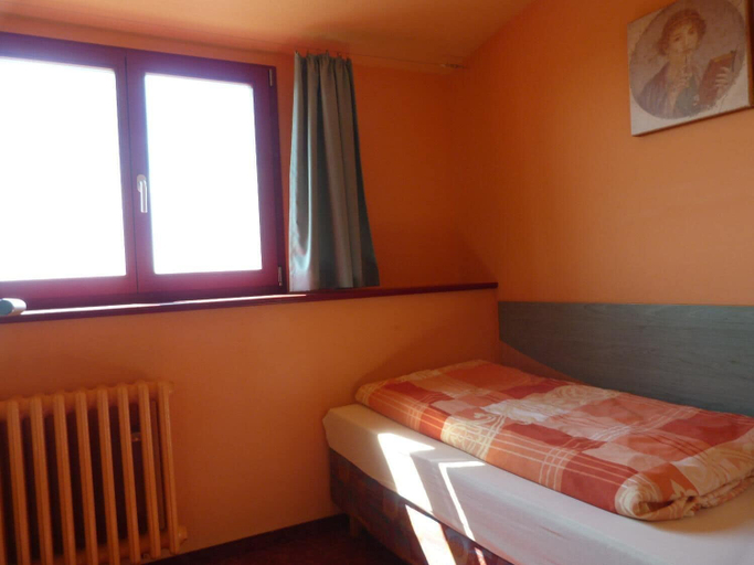 Bedroom 4, Waldhaus Colditz Garni, Leipzig