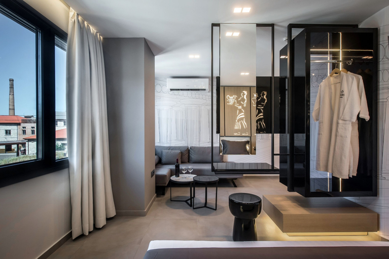 Others 5, LAVRIS City Suites, Crete
