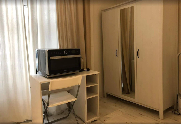 Others 5, Cosy Studio Flat in Central London, London