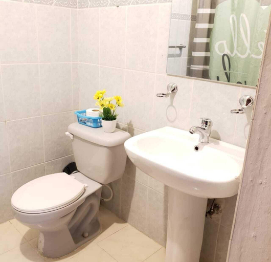 Bathroom, Residencial Caridad, Santiago de los Caballeros