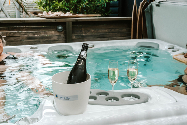 Sport & Beauty 2, Waiheke Waterfront Lodge, Auckland
