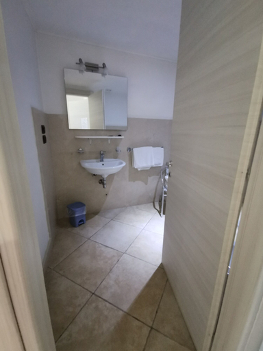 Bathroom 4, da Rocco B&B, Lecce