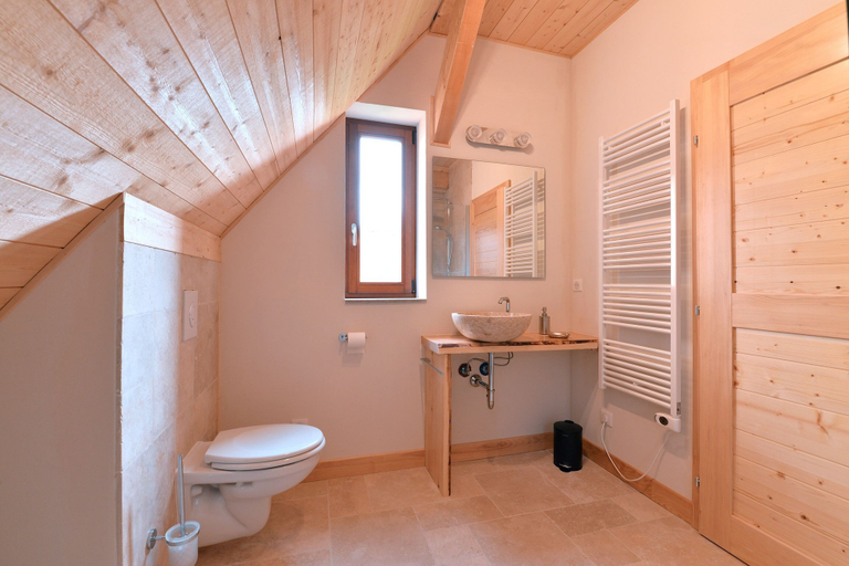 Bathroom 4, Les Granges Modernes, Haut-Rhin