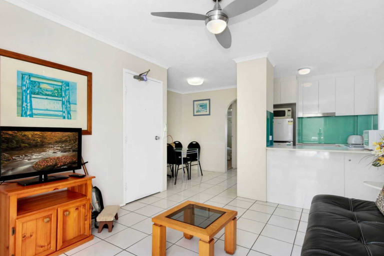 Others 5, Superb 1 Bedroom Apartment Near the Beach, Gold Coast