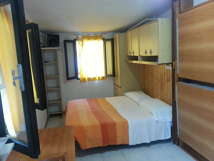 Bedroom 4, Capricornio Club, Salerno
