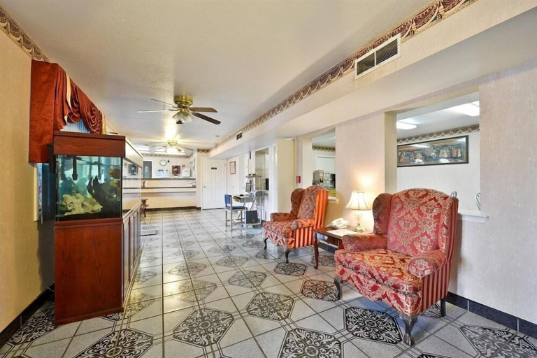 Others 5, Budget Inn, Bexar