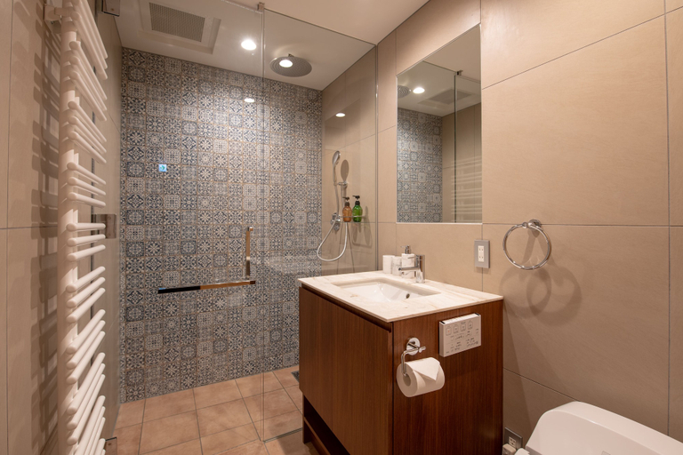 Bathroom 3, Kitsune House by H2 Life, Kutchan