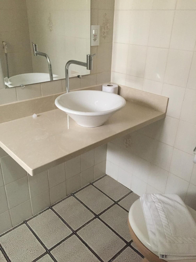 Bathroom 4, Hotel Raio de Sol, Guarapari