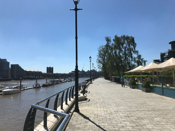 Others 5, The Wilde riverside studio-flat, London