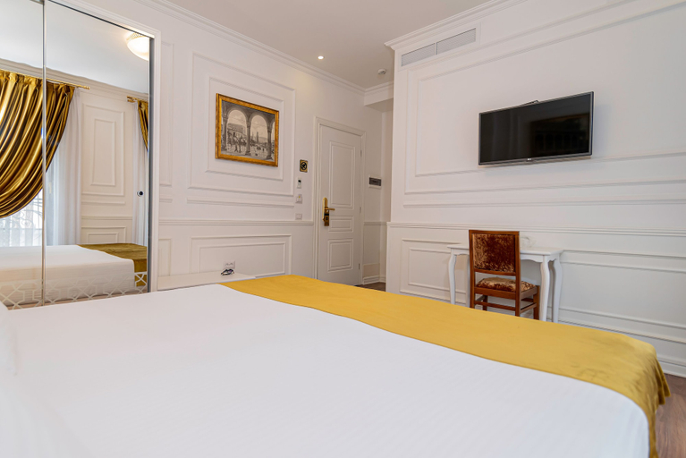 Bedroom 2, Eler Hotel, Tiranës