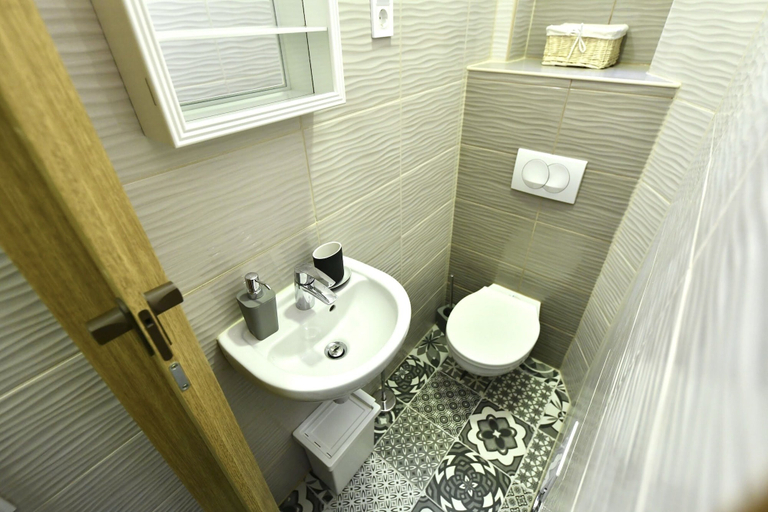 Bathroom 3, Cosy flat in Király str, Queen, Budapesti