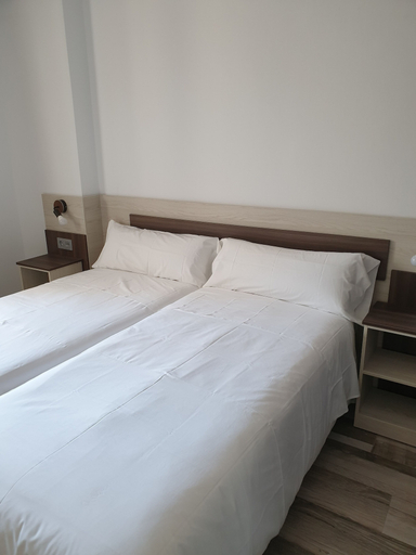 Bedroom 3, Mesón-Hostal La Cabaña, Badajoz