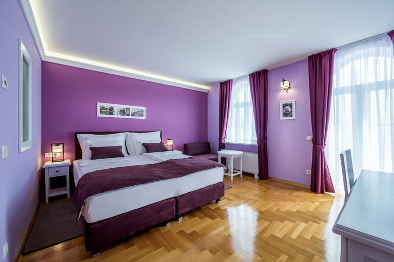 Bedroom 4, Hotel Domino, Opatija/Veprinac