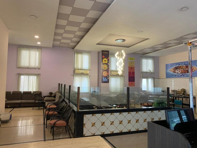 Others 3, Hotel Sashi Paradise, Krishna
