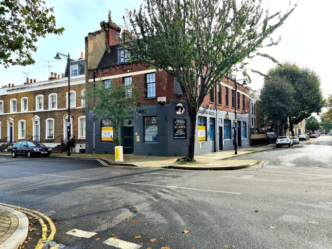 Exterior & Views 2, Angel Townhouse, London